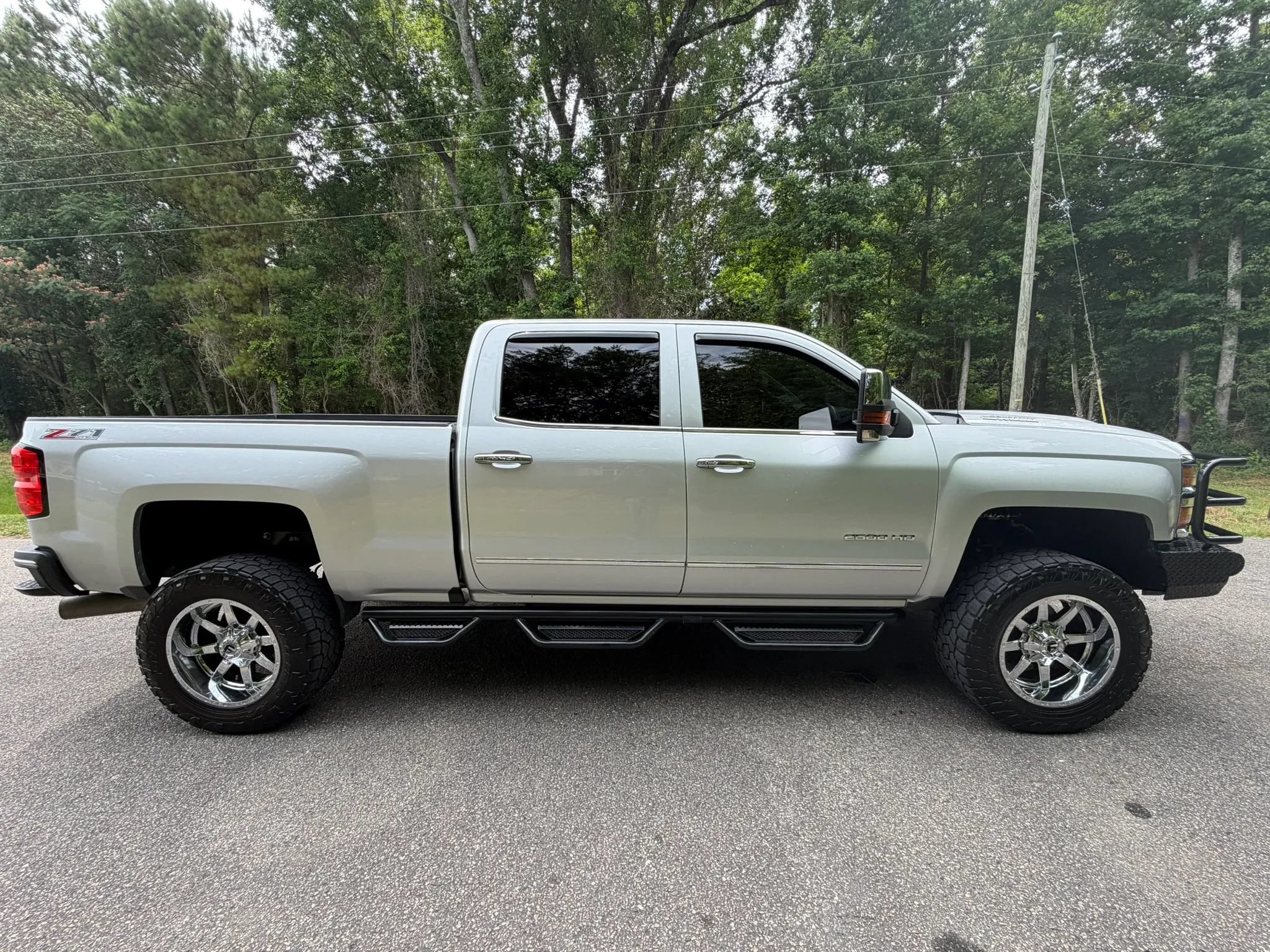 Used 2017 Chevrolet Silverado 2500 LTZ w/ Duramax Plus Package AWD/4WD image 6