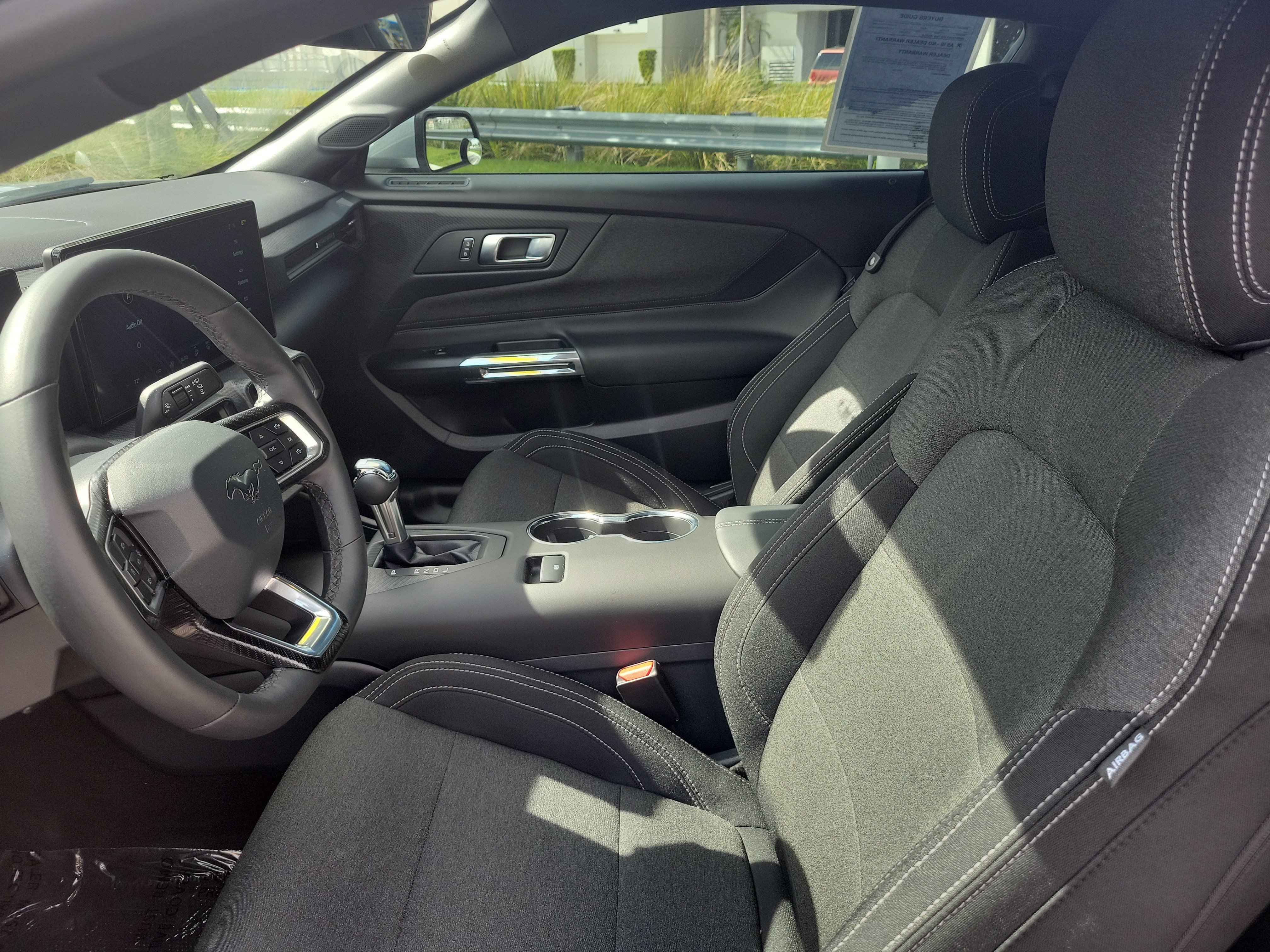 Used 2025 Ford Mustang Coupe RWD image 16