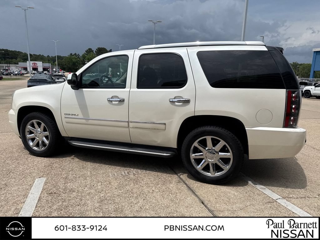 Used 2014 GMC Yukon Denali RWD image 11