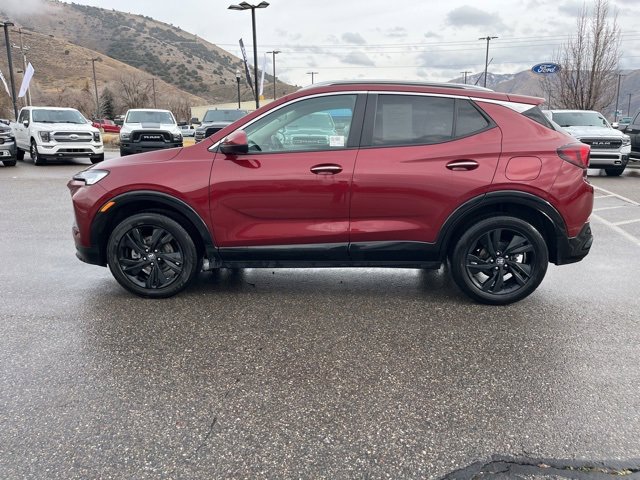 Used 2024 Buick Encore GX Sport Touring image 7
