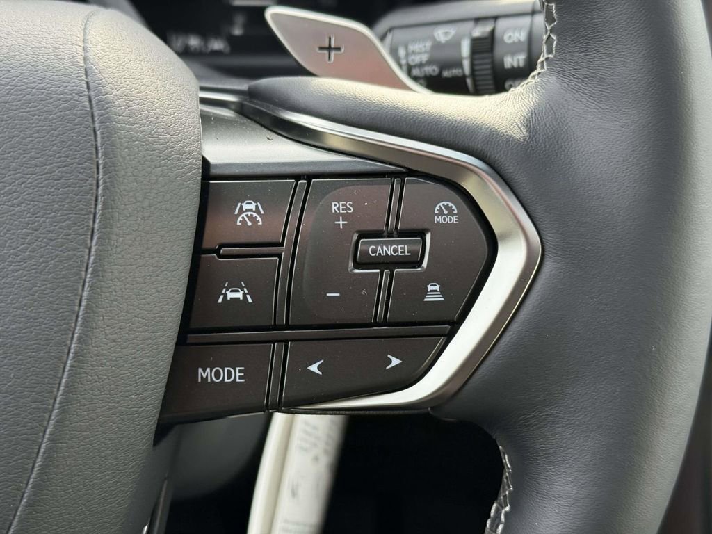 Used 2026 Lexus LX 600 4WD w/ Luxury Package image 17