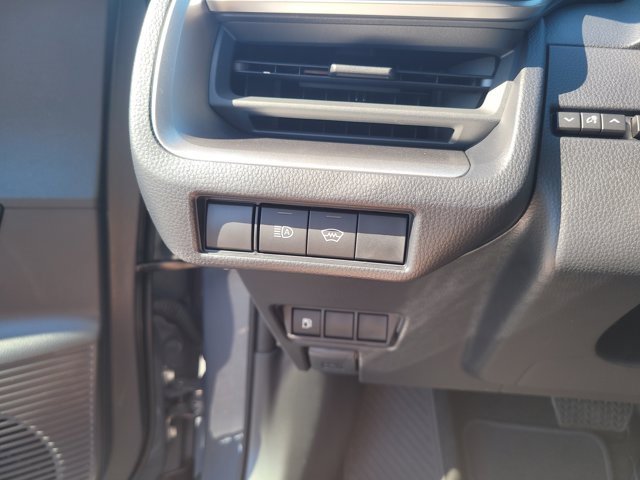 New 2026 Toyota Prius LE image 16