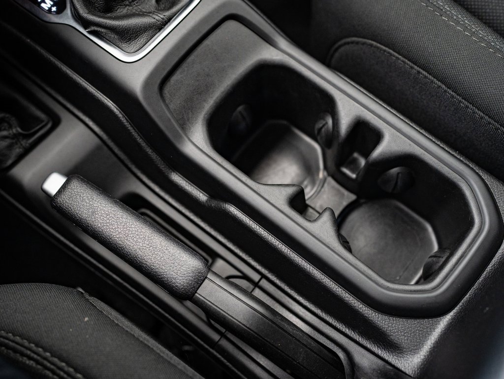 Used 2021 Jeep Wrangler Unlimited Sport image 34