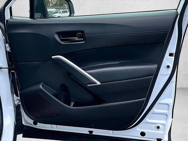 Used 2023 Toyota Corolla Cross SE image 15