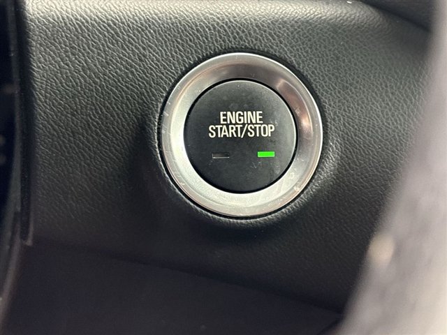 Certified 2024 GMC Terrain SLE w/ Driver Convenience Package FWD image 16