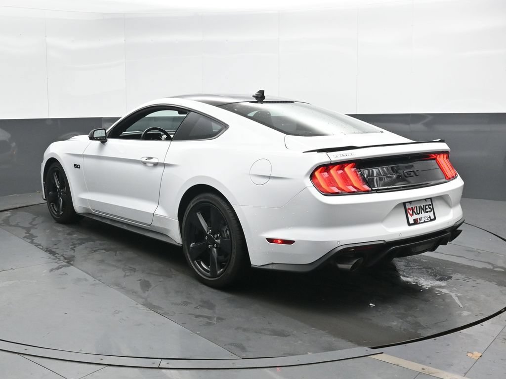 Used 2022 Ford Mustang GT Premium w/ Black Accent Package RWD image 11
