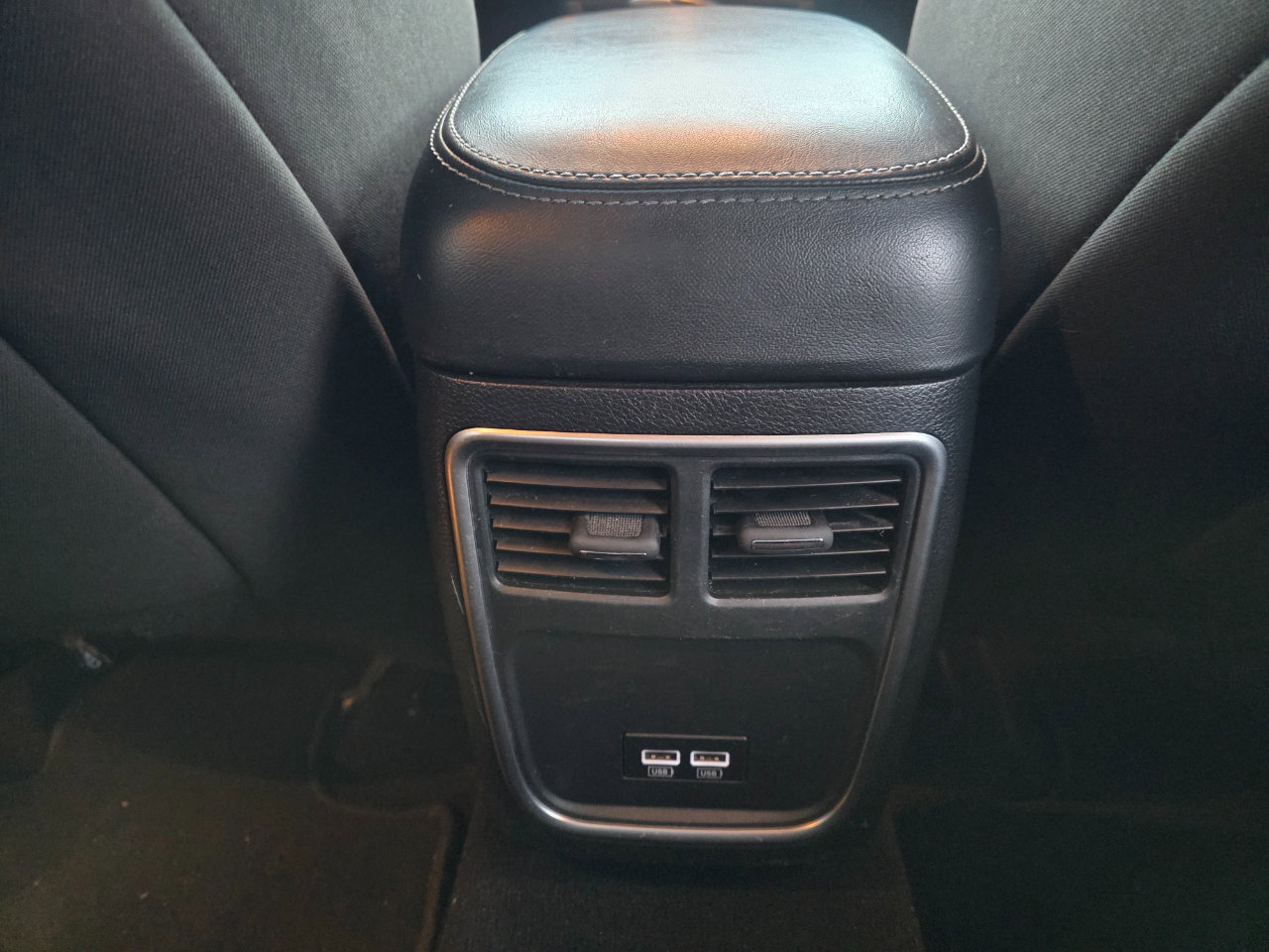 Used 2020 Dodge Charger SXT image 20