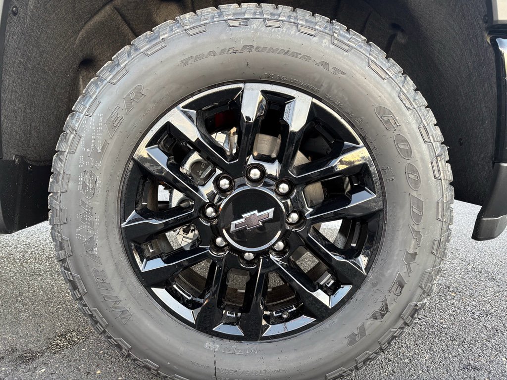 New 2026 Chevrolet Silverado 2500 Custom w/ Custom Value Package image 32