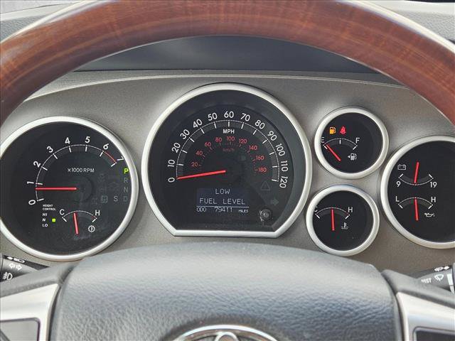 Used 2017 Toyota Sequoia Platinum AWD/4WD image 11