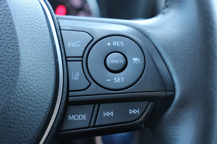 Certified 2022 Toyota RAV4 SE image 26