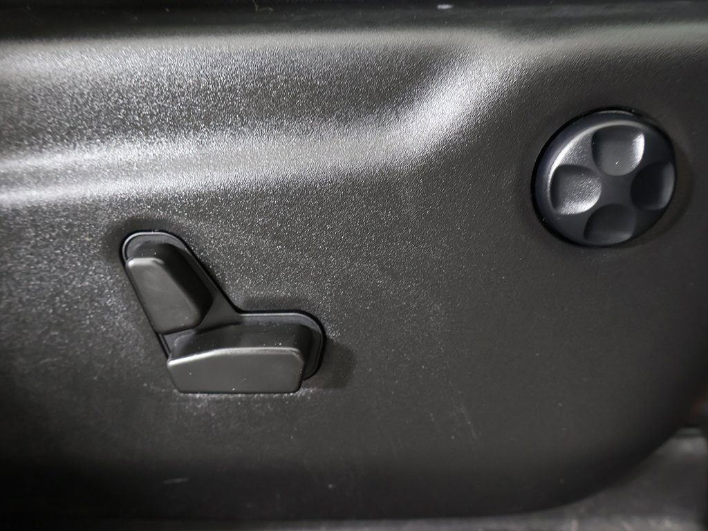 Used 2021 Jeep Grand Cherokee Limited X image 36