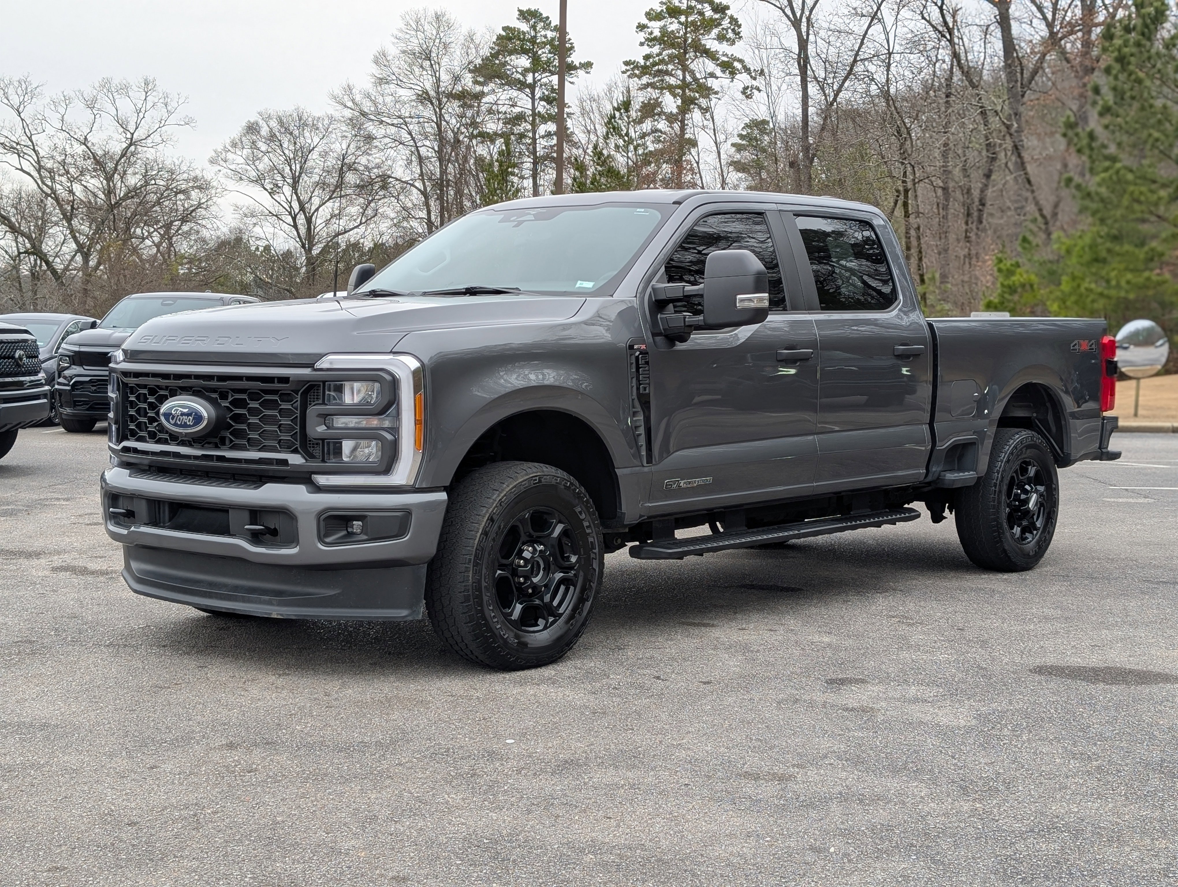 Used 2023 Ford F250 XL w/ STX Appearance Package image 5