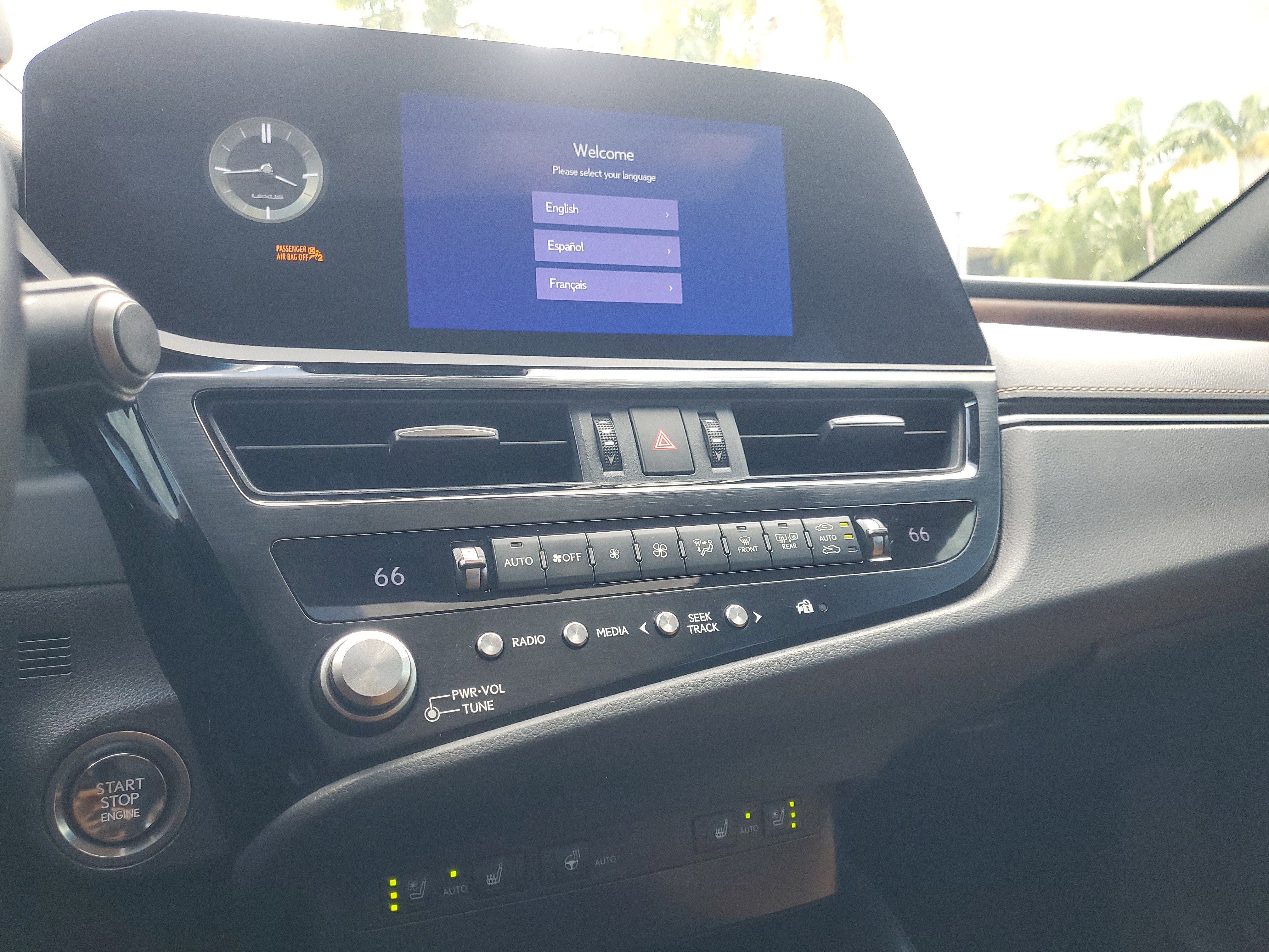 Used 2025 Lexus ES 350 w/ Premium Package FWD image 30