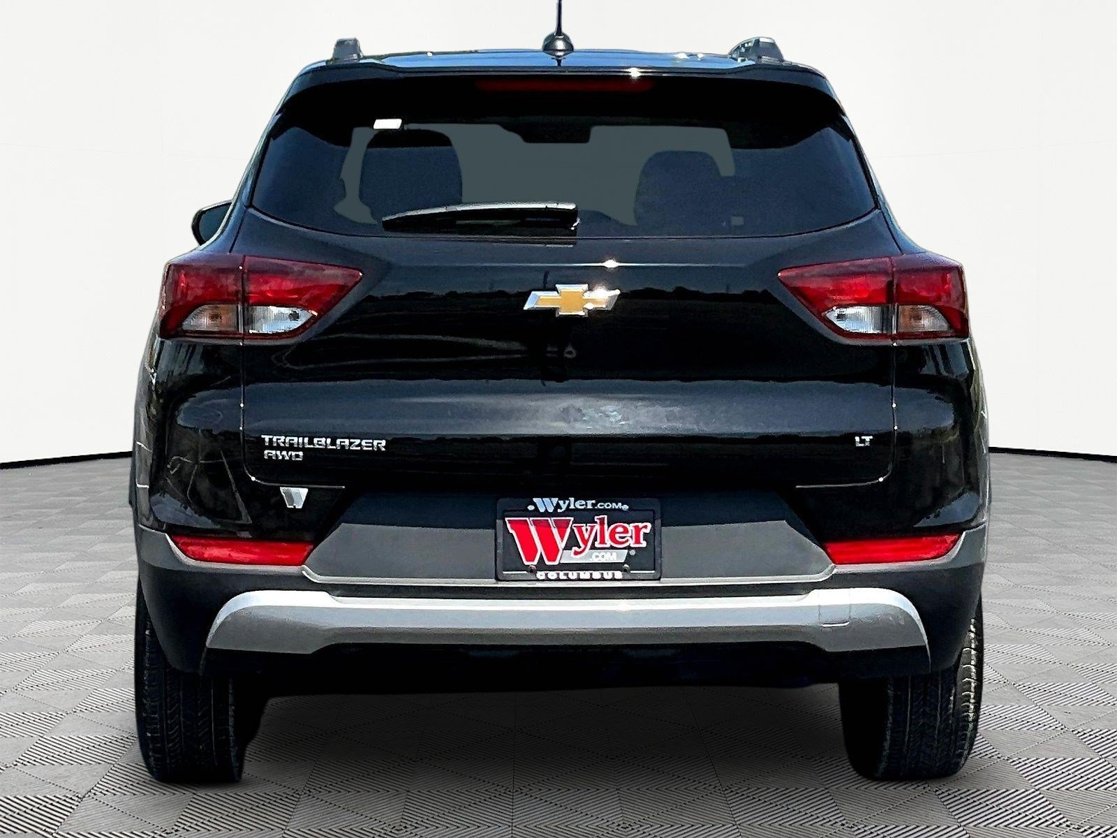 Used 2026 Chevrolet TrailBlazer LT AWD/4WD image 5
