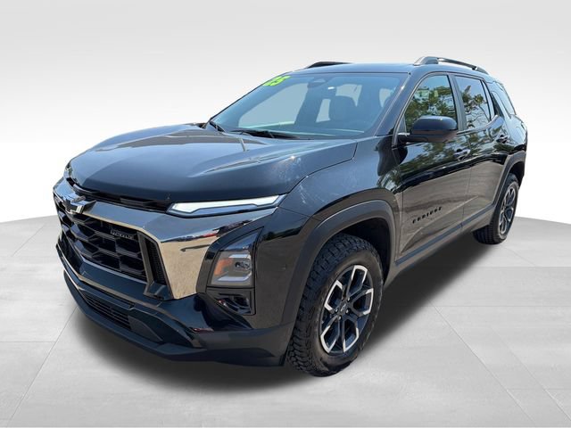Used 2025 Chevrolet Equinox ACTIV w/ Safety and Technology Package FWD image 3