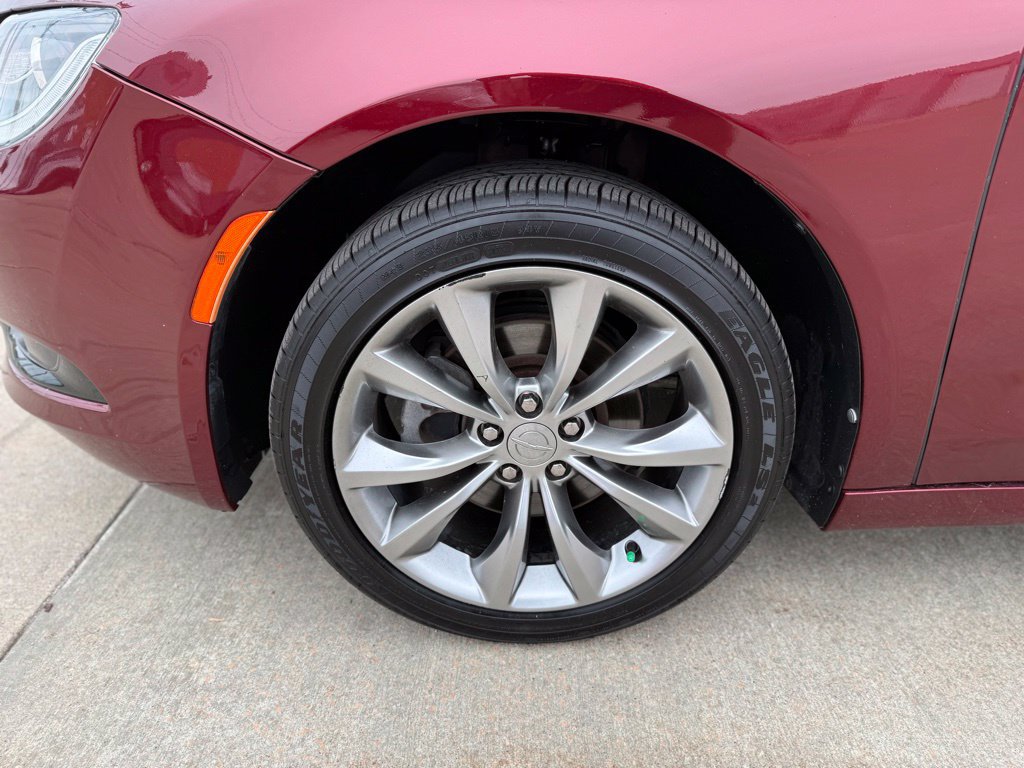 Used 2016 Chrysler 200 S w/ Navigation & Sound Group I FWD image 12