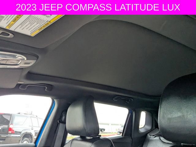 Used 2023 Jeep Compass Latitude w/ Sun and Sound Group image 15