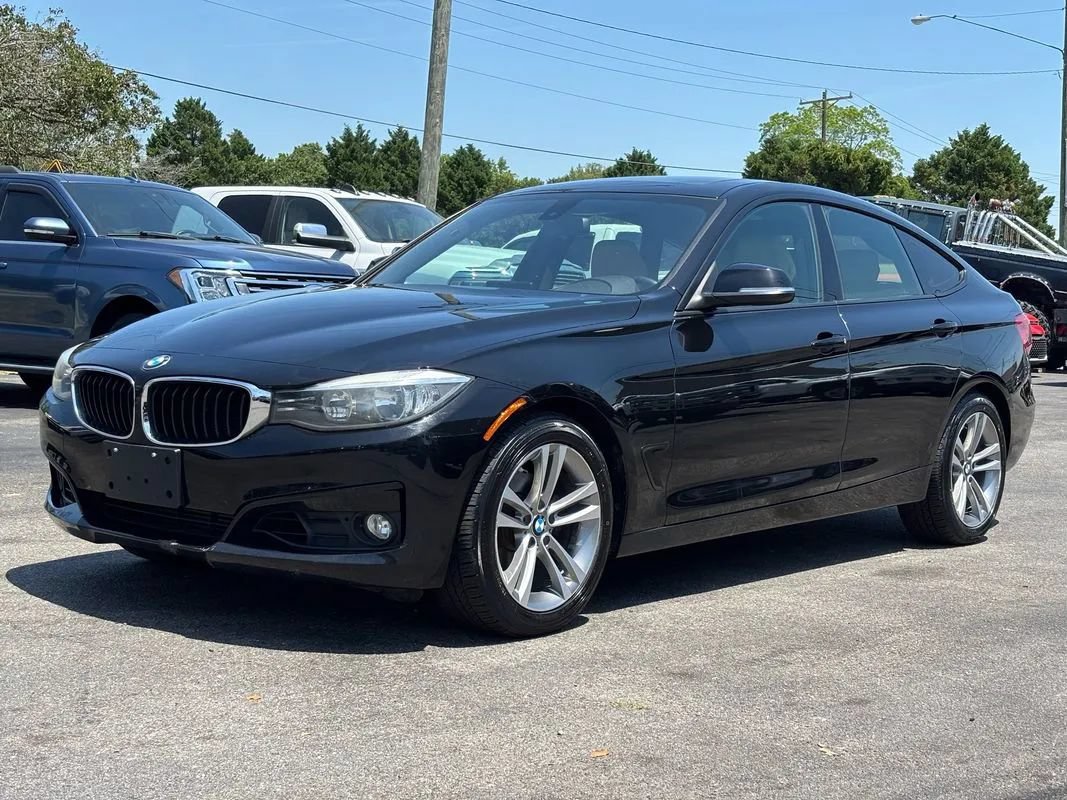 Used 2016 BMW 328i Gran Turismo xDrive AWD/4WD image 9