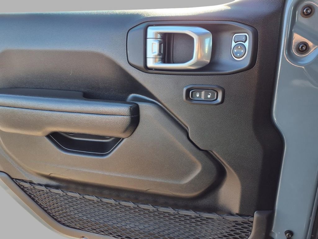 Certified 2024 Jeep Wrangler Unlimited Rubicon image 21