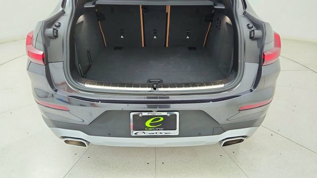 Used 2025 BMW X4 xDrive30i AWD/4WD image 14