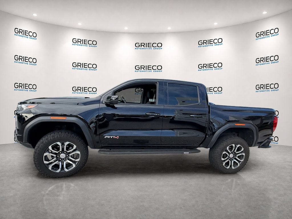 Used 2023 GMC Canyon AT4 w/ AT4 Premium Package AWD/4WD image 4