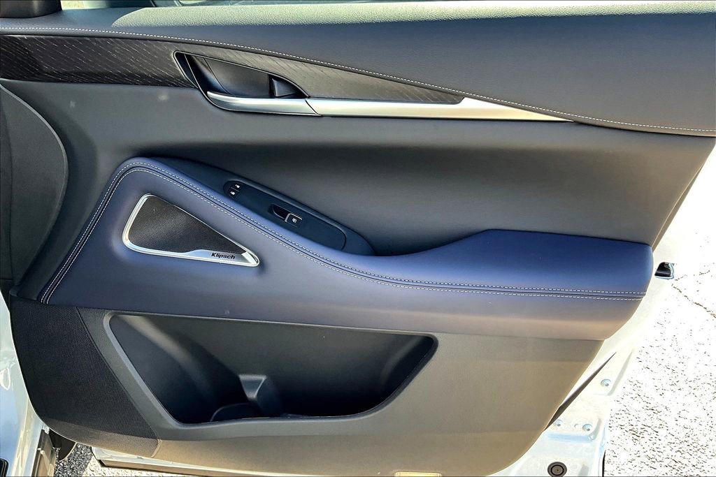 New 2026 INFINITI QX60 Sport image 23