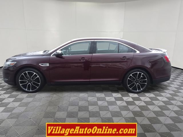 Used 2019 Ford Taurus Limited image 8