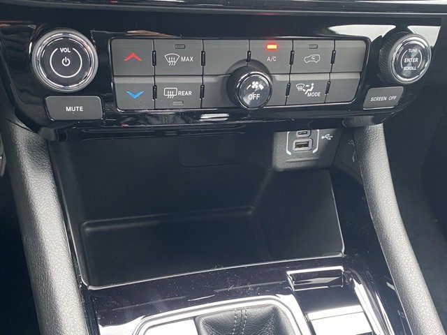 New 2026 Jeep Compass Latitude image 21