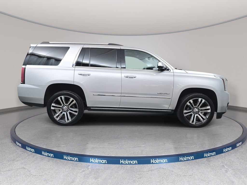 Used 2019 GMC Yukon Denali w/ Denali Ultimate Package image 4