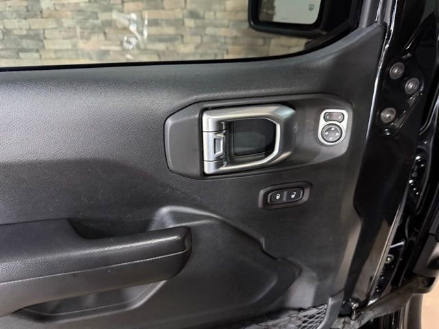 Used 2020 Jeep Gladiator Sport w/ Quick Order Package 24S image 12
