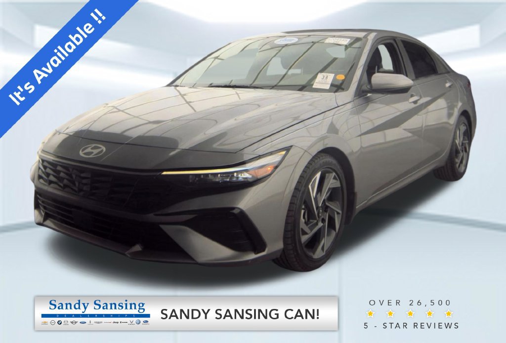 Used 2025 Hyundai Elantra SEL w/ Cargo Package