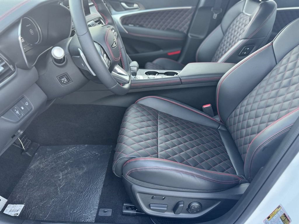 New 2025 Genesis G70 3.3T Advanced w/ Sport Prestige Package RWD image 9
