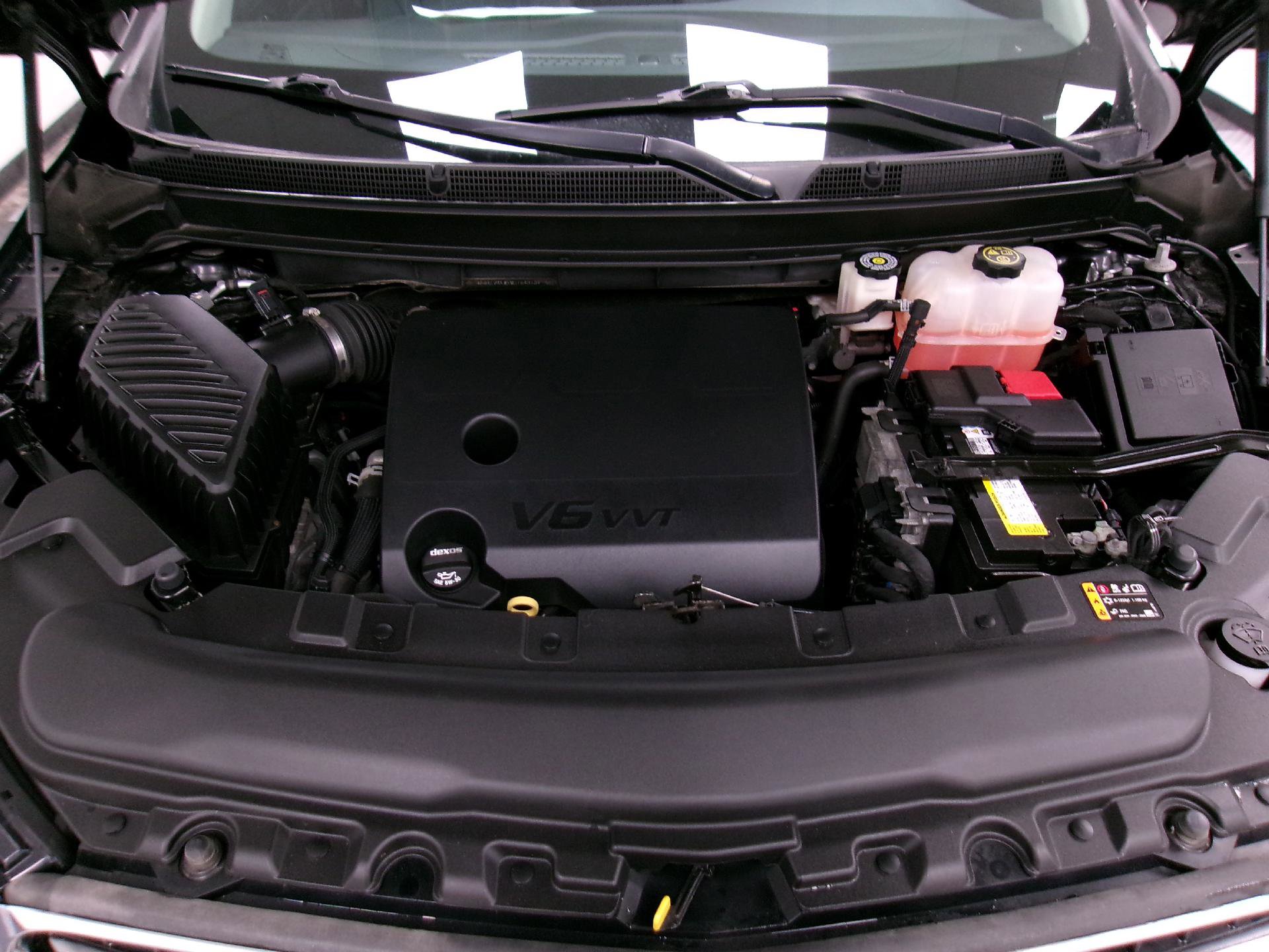 Used 2021 Buick Enclave Essence image 19