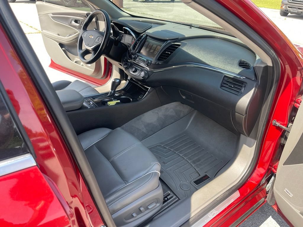 Used 2015 Chevrolet Impala LTZ FWD image 19