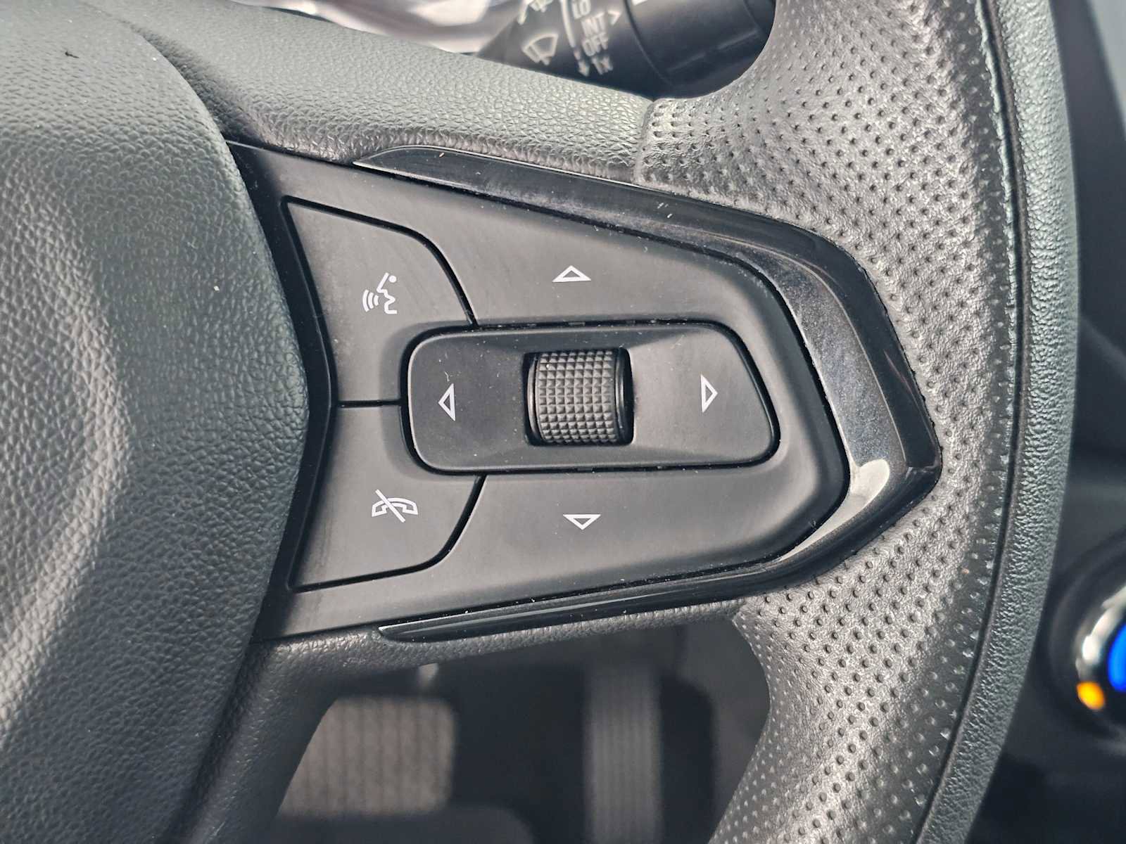 Used 2022 Chevrolet TrailBlazer LT image 28