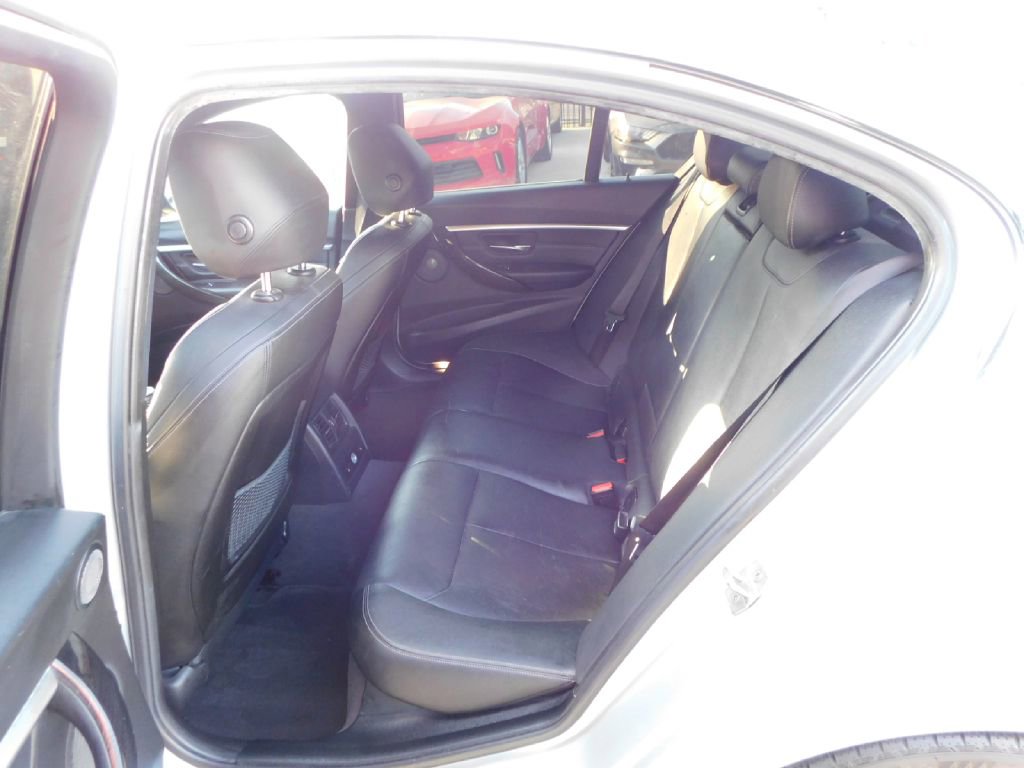 Used 2017 BMW 330e RWD image 22