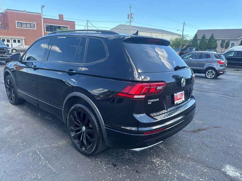 Used 2021 Volkswagen Tiguan SE R-Line AWD/4WD image 5