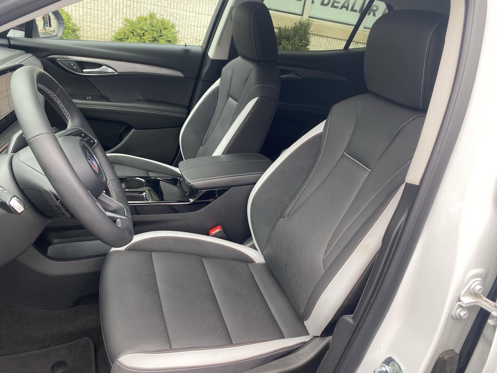 Certified 2025 Buick Envision Sport Touring image 16