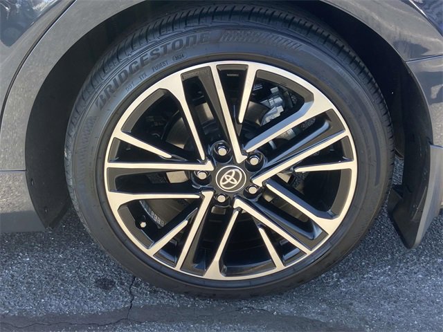 Used 2025 Toyota Camry XLE image 9