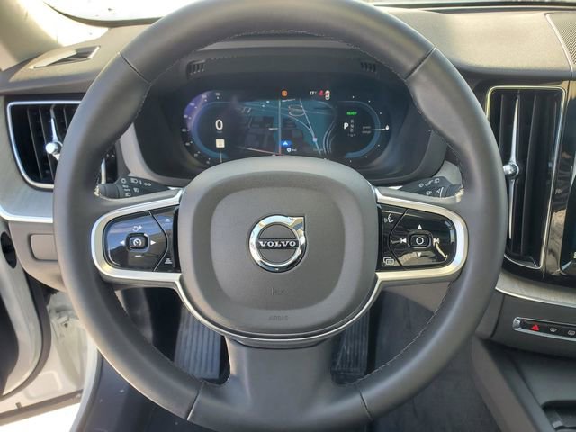 Certified 2025 Volvo XC60 T8 Plus w/ Protection Package Premier image 18