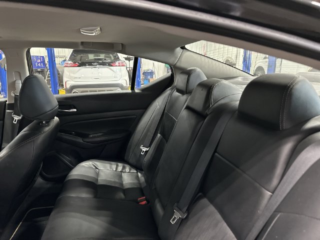 Used 2020 Nissan Altima 2.5 SL FWD image 30
