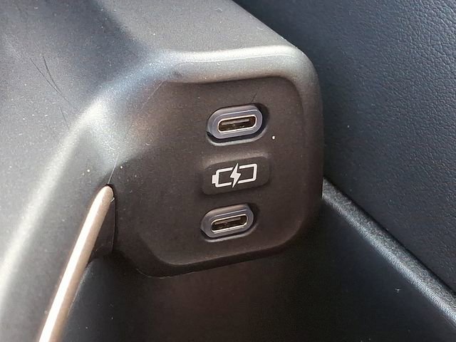 Used 2023 Toyota Crown XLE image 28