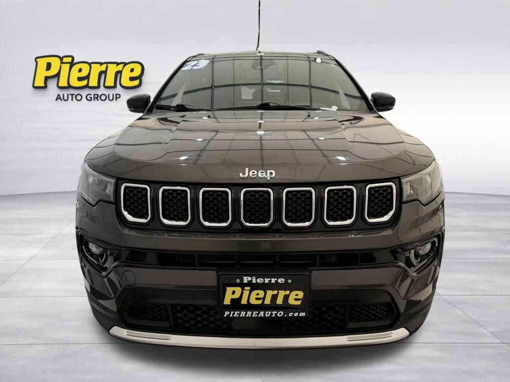 Used 2023 Jeep Compass Limited image 7