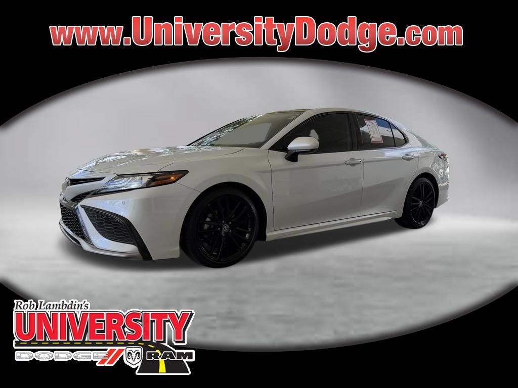 Used 2022 Toyota Camry XSE w/ Navigation Package