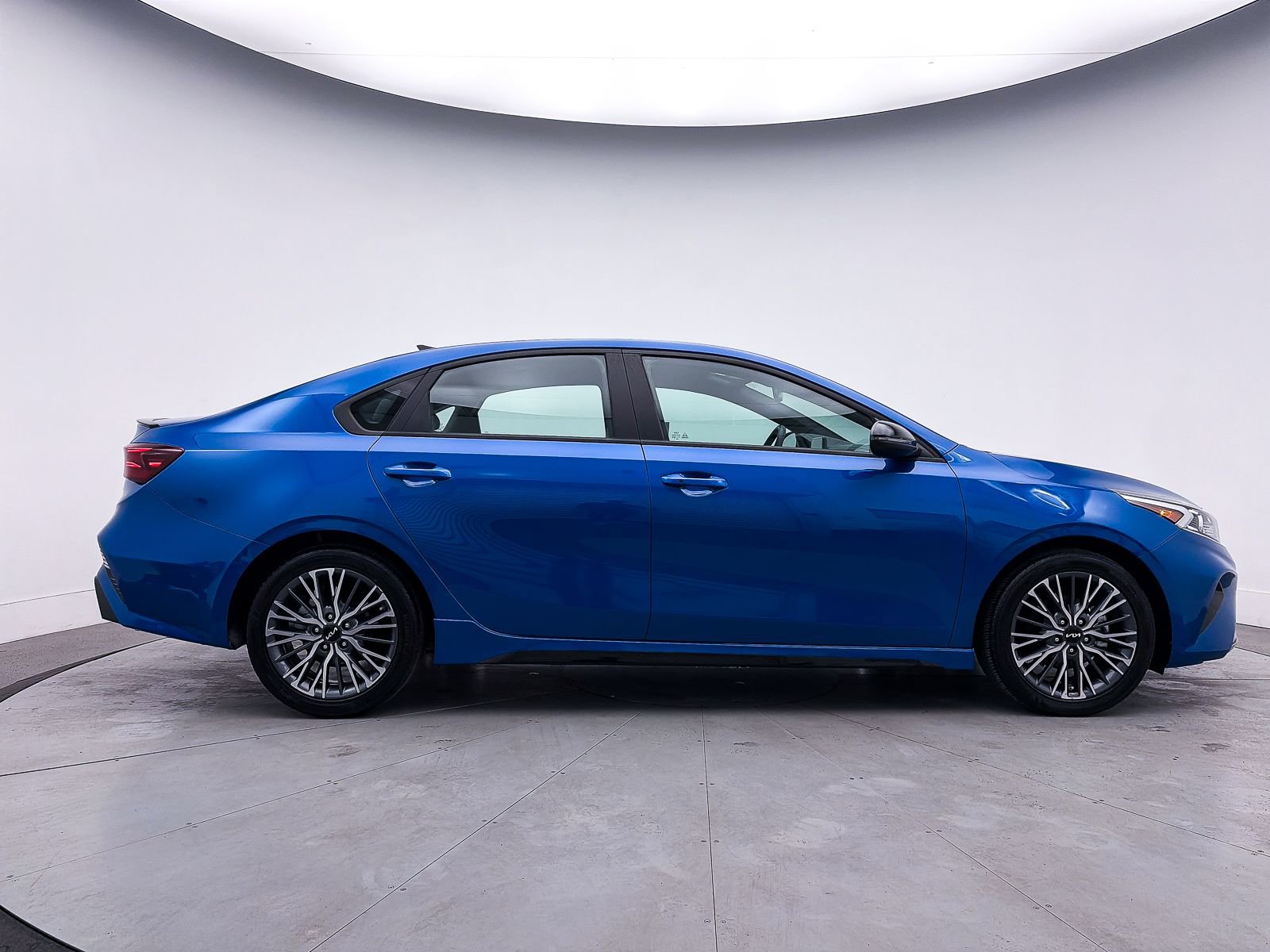 Used 2023 Kia Forte GT-Line image 36