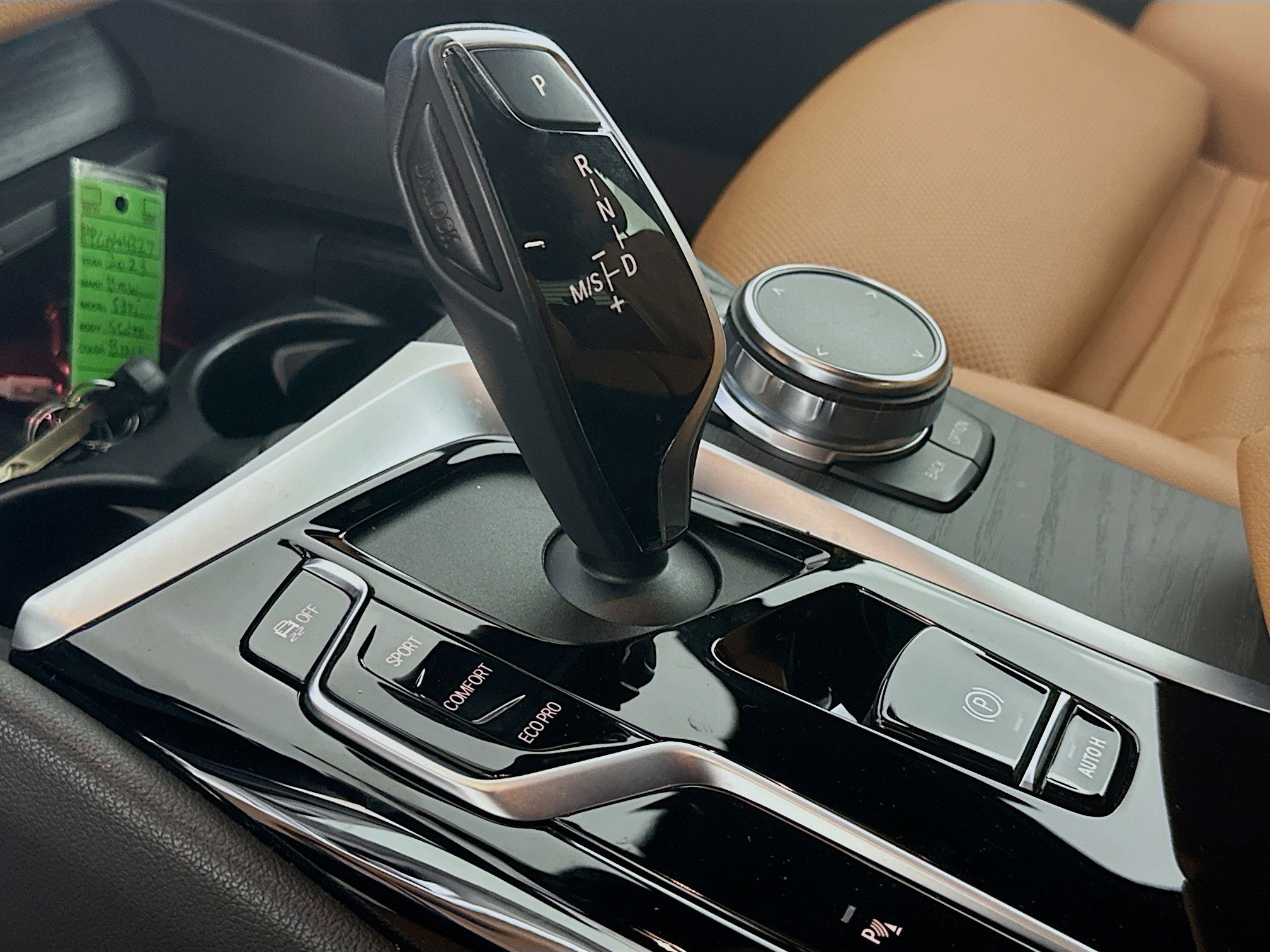 Used 2023 BMW 530i w/ Premium Package RWD image 25