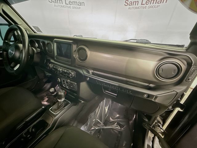 Used 2021 Jeep Wrangler Sport S image 24