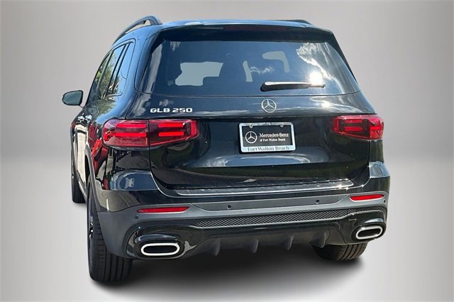 New 2024 Mercedes-Benz GLB 250 image 3