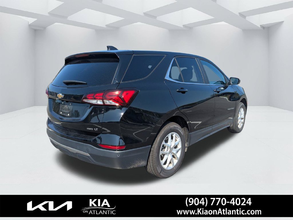 Used 2024 Chevrolet Equinox LT AWD/4WD image 3