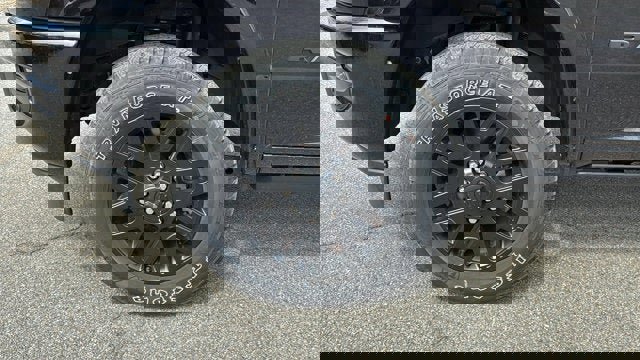 Used 2025 RAM 2500 Limited image 11